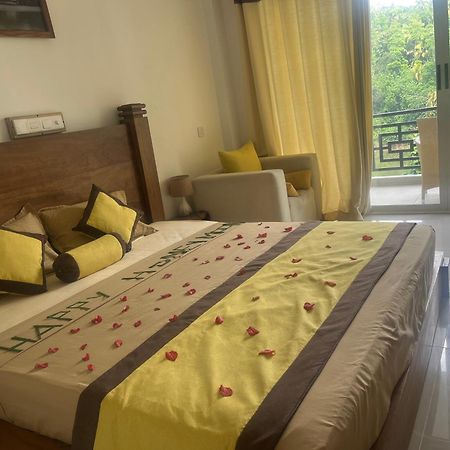 Kandy Rivers Edge Nature Resort Buitenkant foto